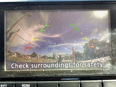 Used 2015 Nissan Rogue S image 11