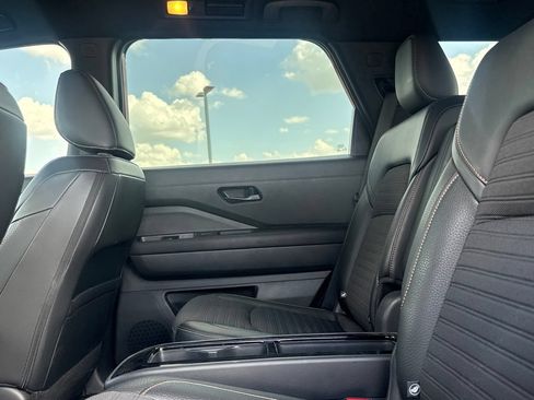Certified 2023 Nissan Pathfinder Rock Creek AWD/4WD image 37
