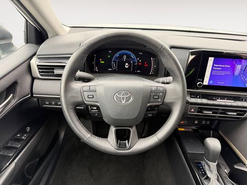 Certified 2025 Toyota Camry LE w/ Convenience Package AWD/4WD image 12