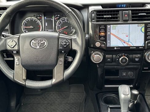 Used 2021 Toyota 4Runner TRD Off-Road Premium w/ Moonroof Package AWD/4WD image 14
