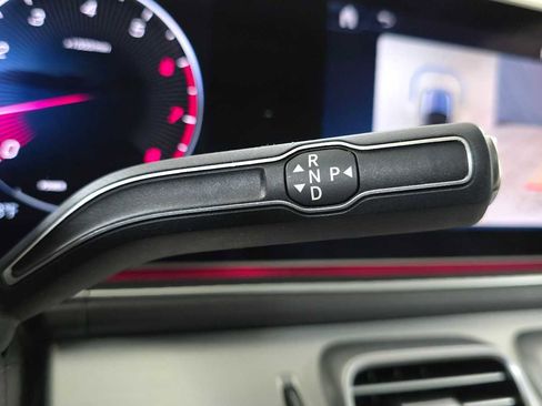 Used 2024 Mercedes-Benz GLE 350 4MATIC image 37