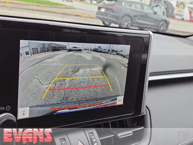 Used 2023 Toyota RAV4 XLE Premium AWD/4WD image 9