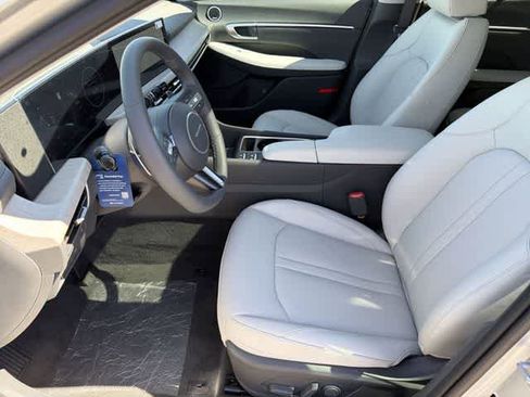 New 2026 Hyundai Sonata Limited image 13