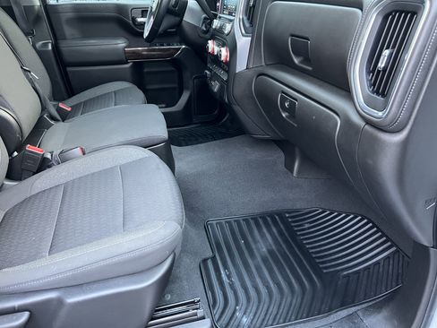 Used 2023 GMC Sierra 3500 SLE w/ SLE Value Package image 18