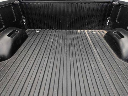Used 2025 Toyota Tundra Limited AWD/4WD image 27