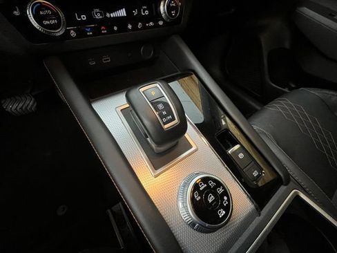Used 2022 Mitsubishi Outlander SEL AWD/4WD image 29