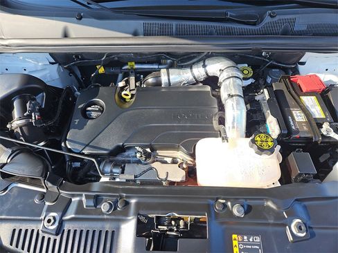 Certified 2022 Chevrolet Trax LS w/ Tint and Cruise Package image 29