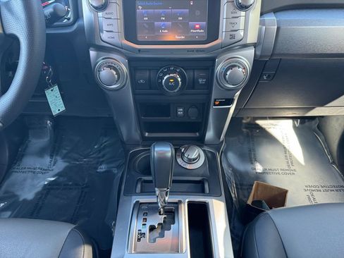 Used 2018 Toyota 4Runner SR5 Premium w/ Wilderness Package image 11