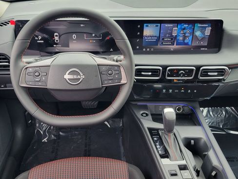 New 2026 Nissan Sentra SR w/ Floor Mat Package image 5