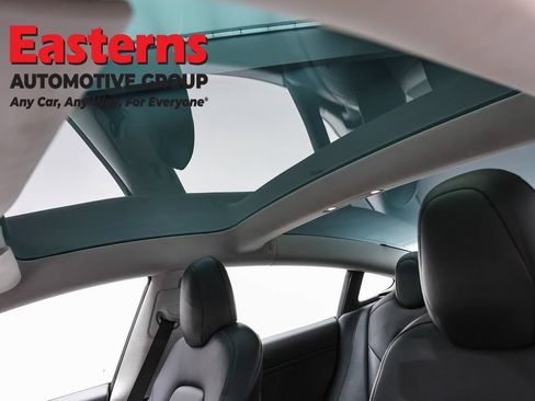 Used 2019 Tesla Model 3 Standard Range Plus RWD image 28