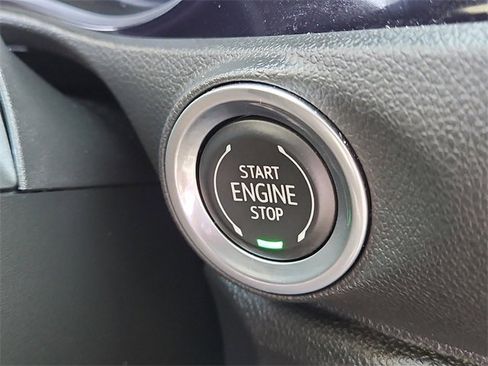 Certified 2020 Buick Encore GX Select w/ Advanced Technology Package image 30