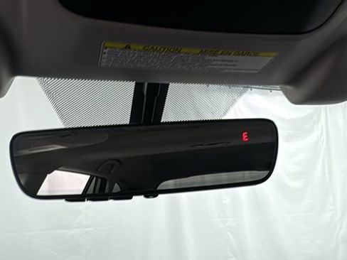 Used 2022 Subaru Outback Premium image 32