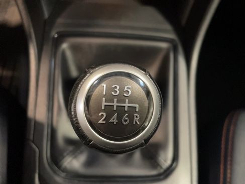 Used 2021 Subaru Crosstrek 2.0i Premium image 7