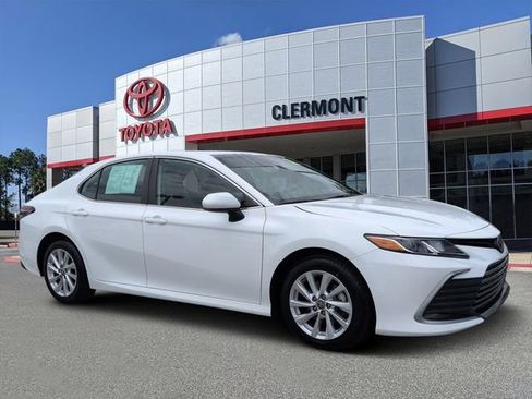 Certified 2023 Toyota Camry LE FWD image 1