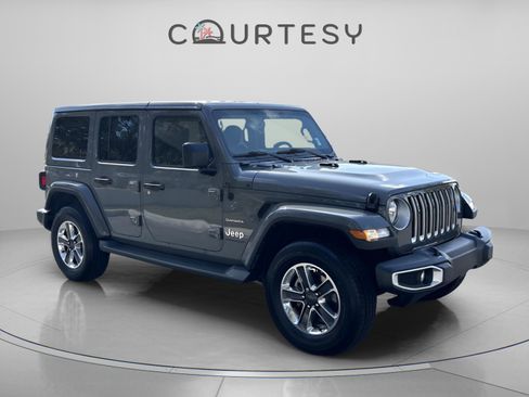 Used 2023 Jeep Wrangler Sahara w/ Cold Weather Group image 10
