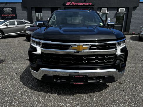 Used 2022 Chevrolet Silverado 1500 LT AWD/4WD image 8