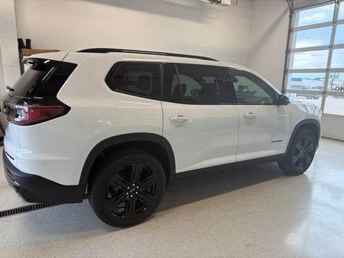 Used 2026 GMC Acadia Elevation w/ Black Edition AWD/4WD image 9