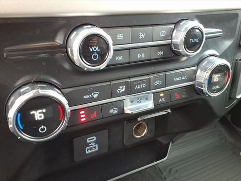 Used 2021 Ford F150 XLT w/ Equipment Group 302A High image 16