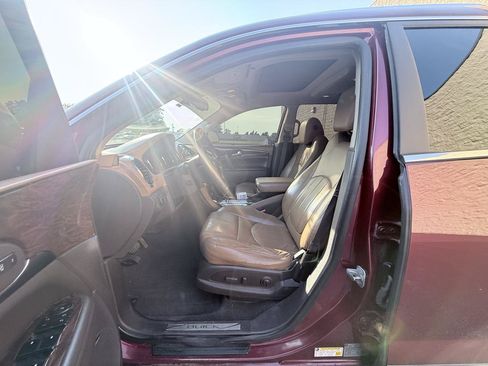 Used 2016 Buick Enclave Premium w/ Experience Buick Package FWD image 7