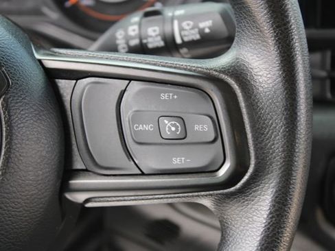 Used 2025 Jeep Wrangler Sport AWD/4WD image 22