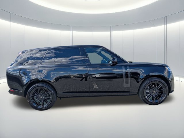 New 2027 Land Rover Range Rover Long Wheelbase SE AWD/4WD image 14