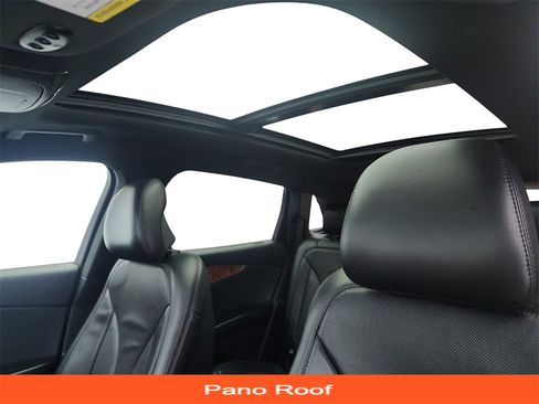 Used 2019 Lincoln Nautilus Reserve image 14