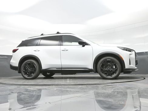 Certified 2026 INFINITI QX60 Sport w/ Dark Cargo Package AWD/4WD image 24