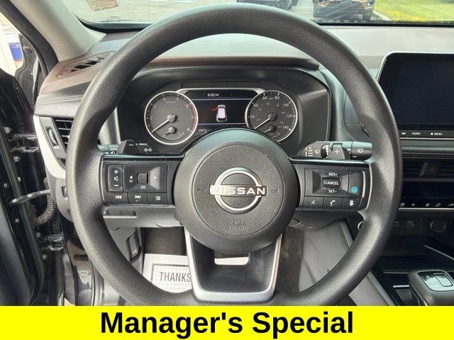 Used 2023 Nissan Rogue SV FWD image 15