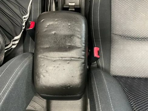 Used 2016 Subaru Forester 2.5i Premium w/ Popular Package #2 AWD/4WD image 40