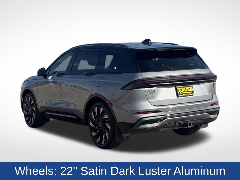 Used 2025 Lincoln Nautilus Reserve w/ Jet Appearance Package AWD/4WD image 39