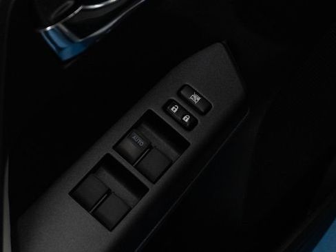 Used 2018 Toyota RAV4 XLE image 15