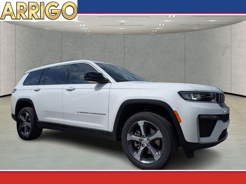 New 2026 Jeep Grand Cherokee L Limited RWD image 1