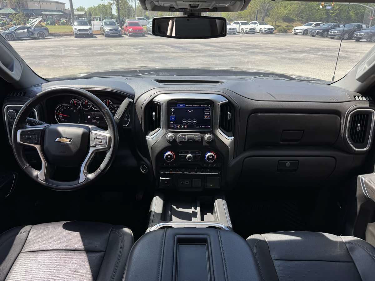 Used 2021 Chevrolet Silverado 1500 LTZ w/ LTZ Convenience Package II AWD/4WD image 15