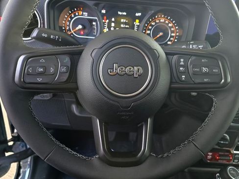 New 2026 Jeep Gladiator Rubicon AWD/4WD image 13