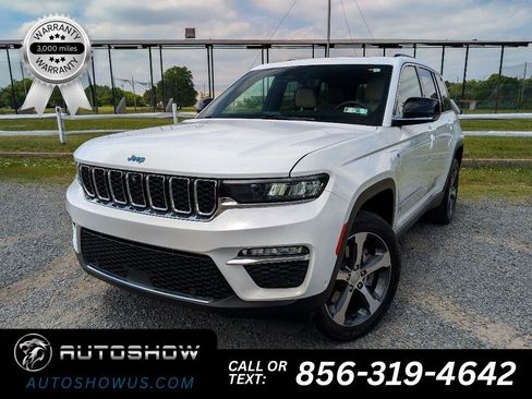 Used 2022 Jeep Grand Cherokee Limited 4xe w/ Luxury Tech Group II AWD/4WD image 1