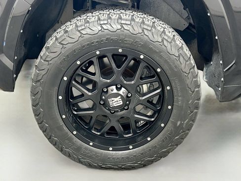 Used 2024 Toyota Tundra SR w/ SR Tow Package AWD/4WD image 27