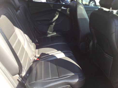 Used 2018 Ford Escape Titanium AWD/4WD image 26