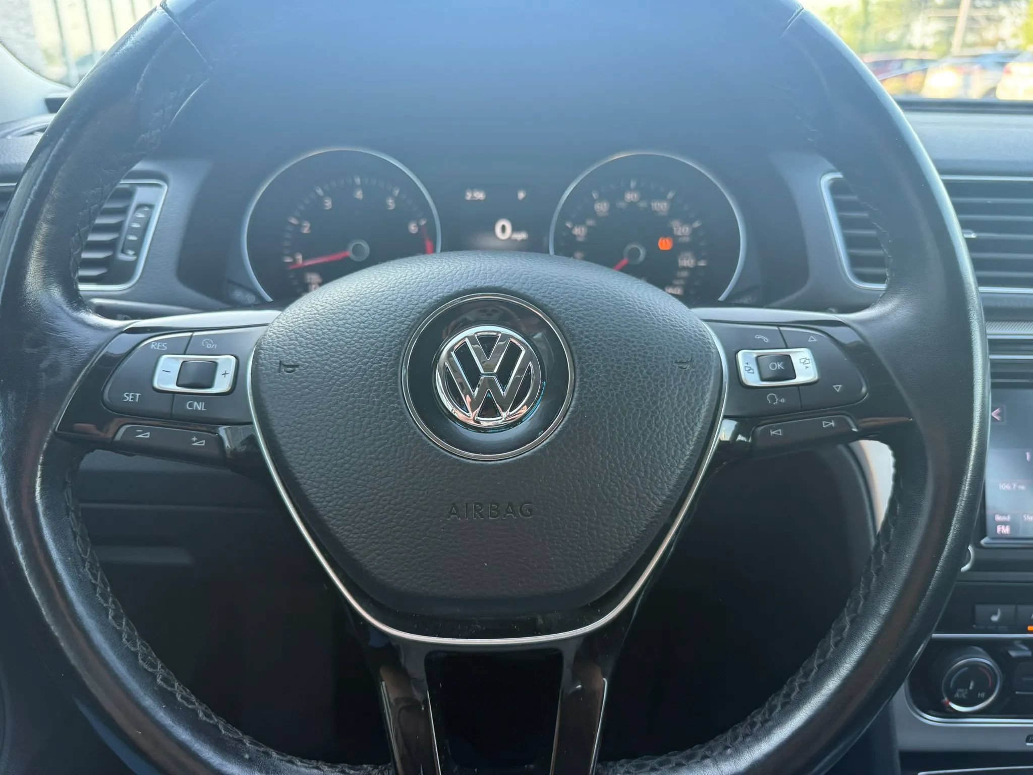 Used 2019 Volkswagen Passat 2.0T Wolfsburg FWD image 8