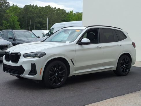 Used 2023 BMW X3 xDrive30i w/ M Sport Package AWD/4WD image 5