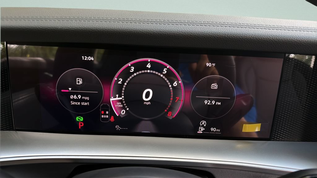 New 2026 Volkswagen Tiguan SE R-Line FWD image 36