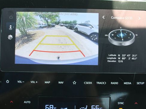 Used 2023 Hyundai Santa Cruz SEL Premium AWD/4WD image 48