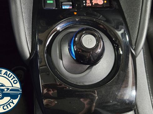 Used 2021 Nissan Leaf SL Plus FWD image 17