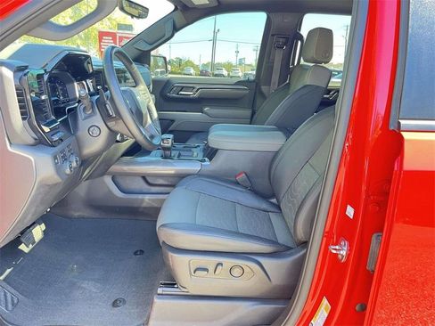 Used 2023 Chevrolet Silverado 1500 ZR2 w/ Technology Package image 22