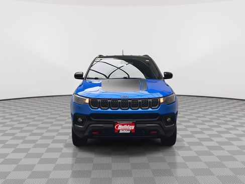 Used 2023 Jeep Compass Trailhawk AWD/4WD image 30