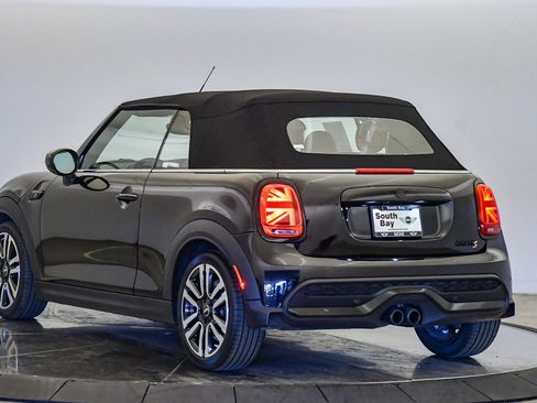 Certified 2023 MINI Cooper S w/ Signature Upholstery Package image 2