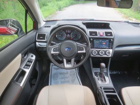 Used 2017 Subaru Crosstrek 2.0i Limited AWD/4WD image 9