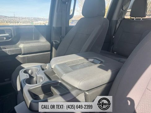 Used 2025 Chevrolet Silverado 3500 W/T image 17