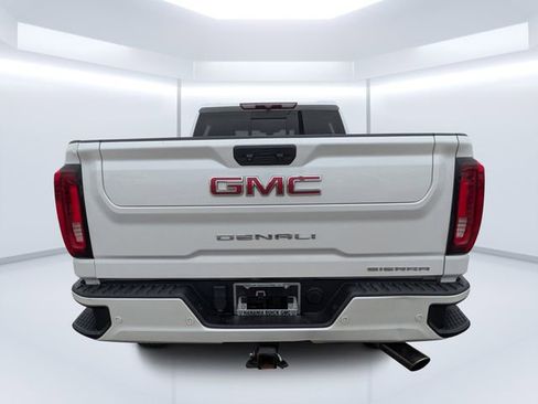 Used 2022 GMC Sierra 2500 Denali AWD/4WD image 4