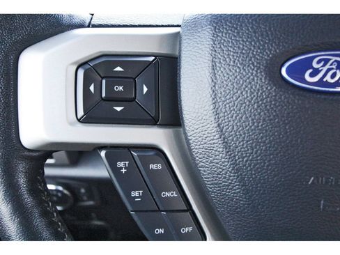 Used 2019 Ford F250 Lariat w/ Lariat Ultimate Package AWD/4WD image 18