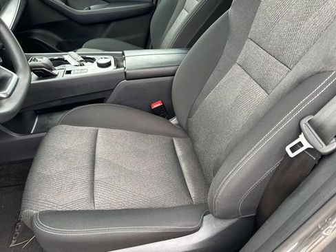 Used 2024 Nissan Rogue SV image 9